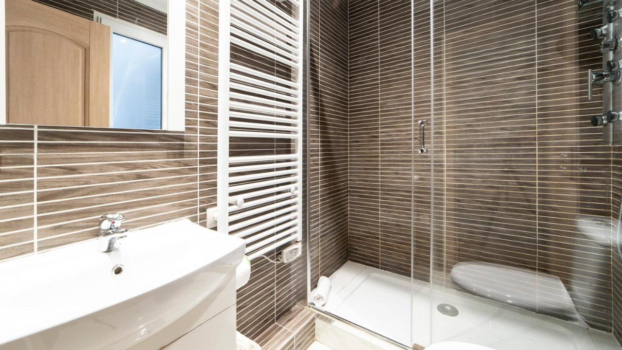 Concha Beach Apartment - Sshousing San Sebastián Kültér fotó